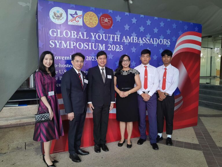 นักศึกษาหลักสูตรรัฐศาสตร์ ประชุม Global Youth Ambassadors Symposium 2023